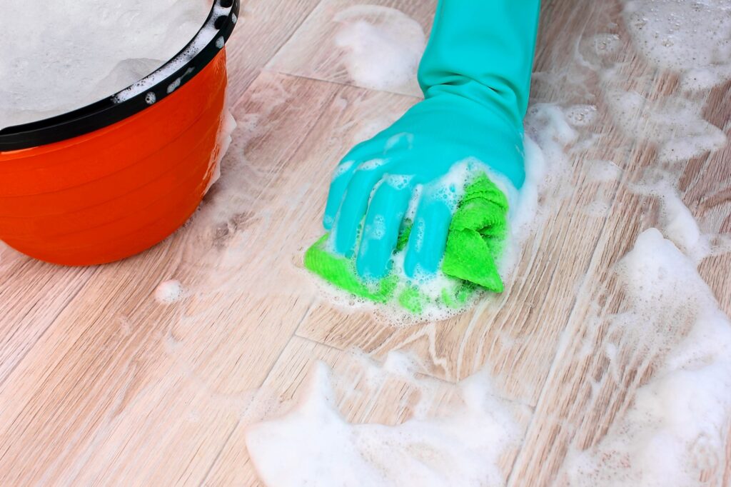 clean linoleum flooring